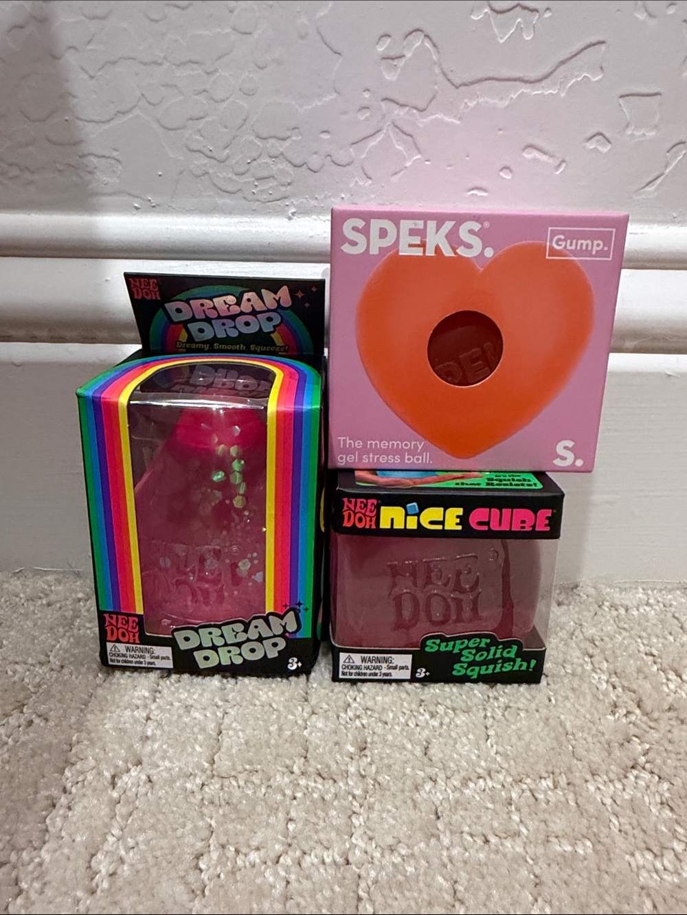 AUTHENTIC** SPEKS Heart Gel  + NeeDoh dream drop and pink needoh cube